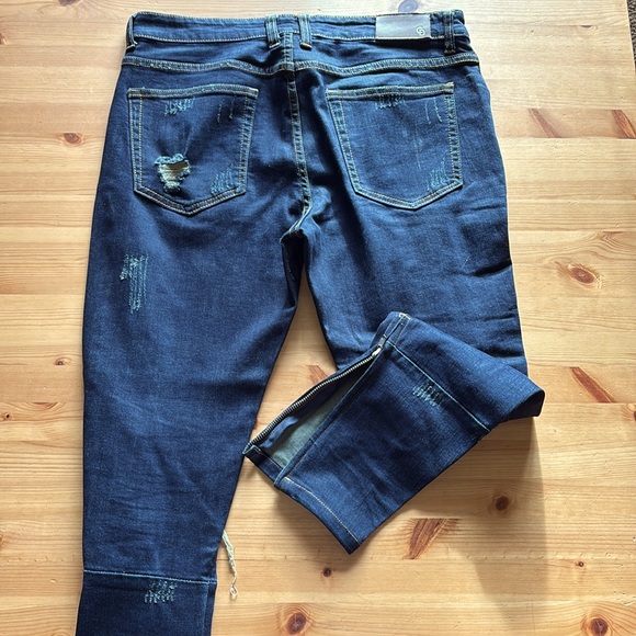 CRYSP DENIM PACIFIC DENIM in DARK INDIGO RIPPED - Picture 8 of 8